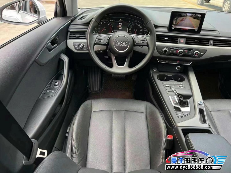 18年奥迪A4轿车抵押车出售