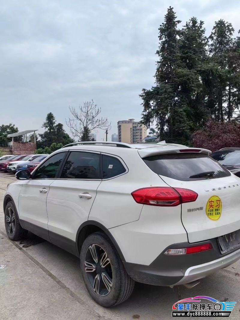 19年猎豹汽车CS10轿车抵押车出售