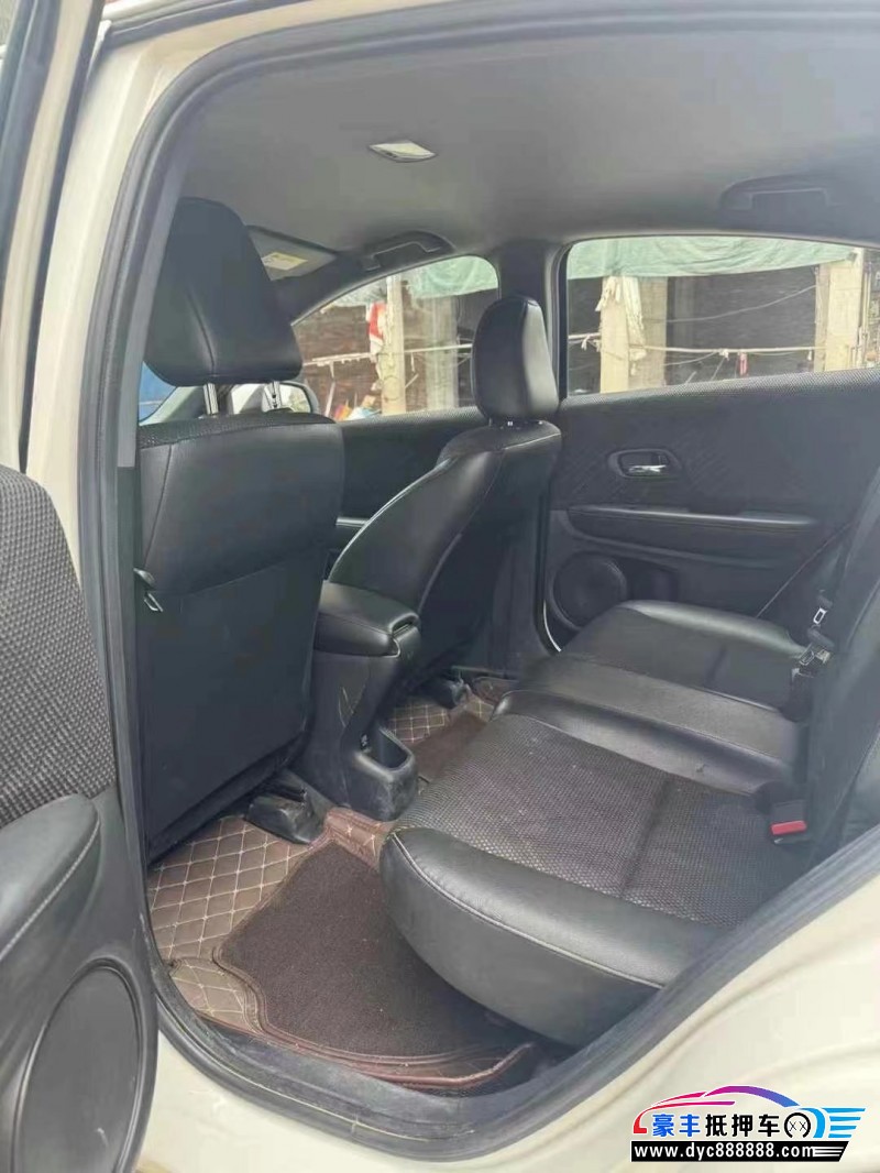 18年本田XRV轿车抵押车出售