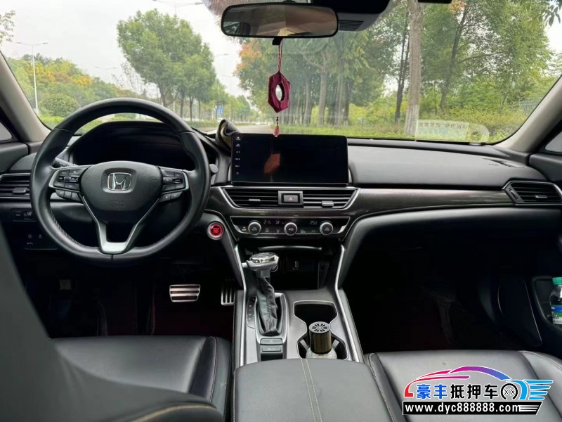 22年本田雅阁轿车抵押车出售