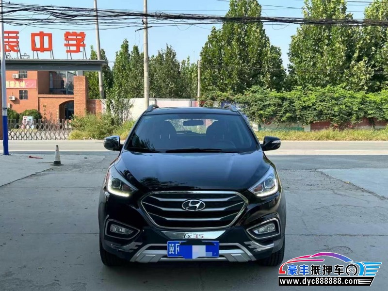 17年现代ix35轿车抵押车出售