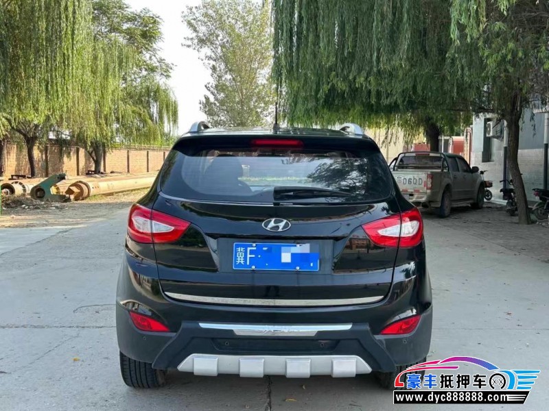 17年现代ix35轿车抵押车出售