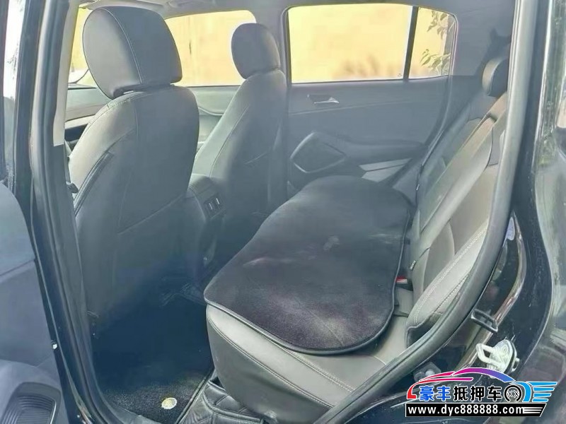 23年现代ix35轿车抵押车出售