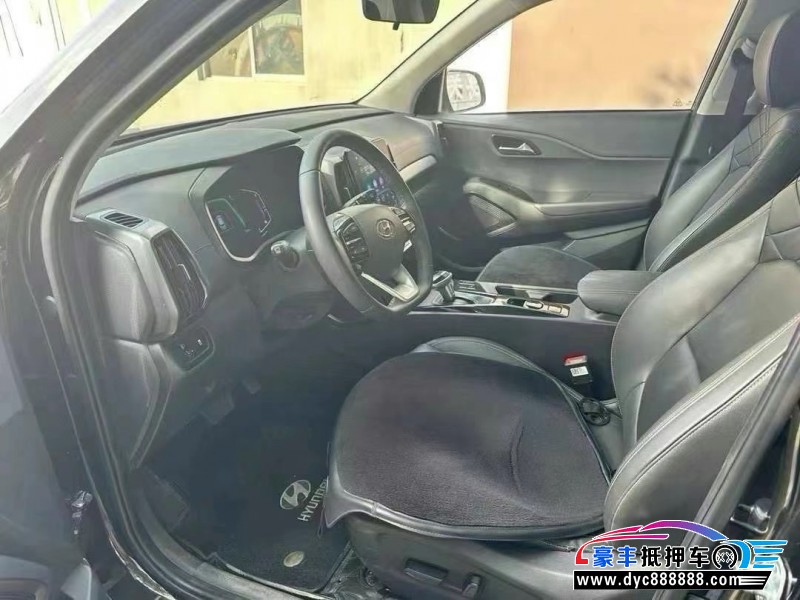 23年现代ix35轿车抵押车出售