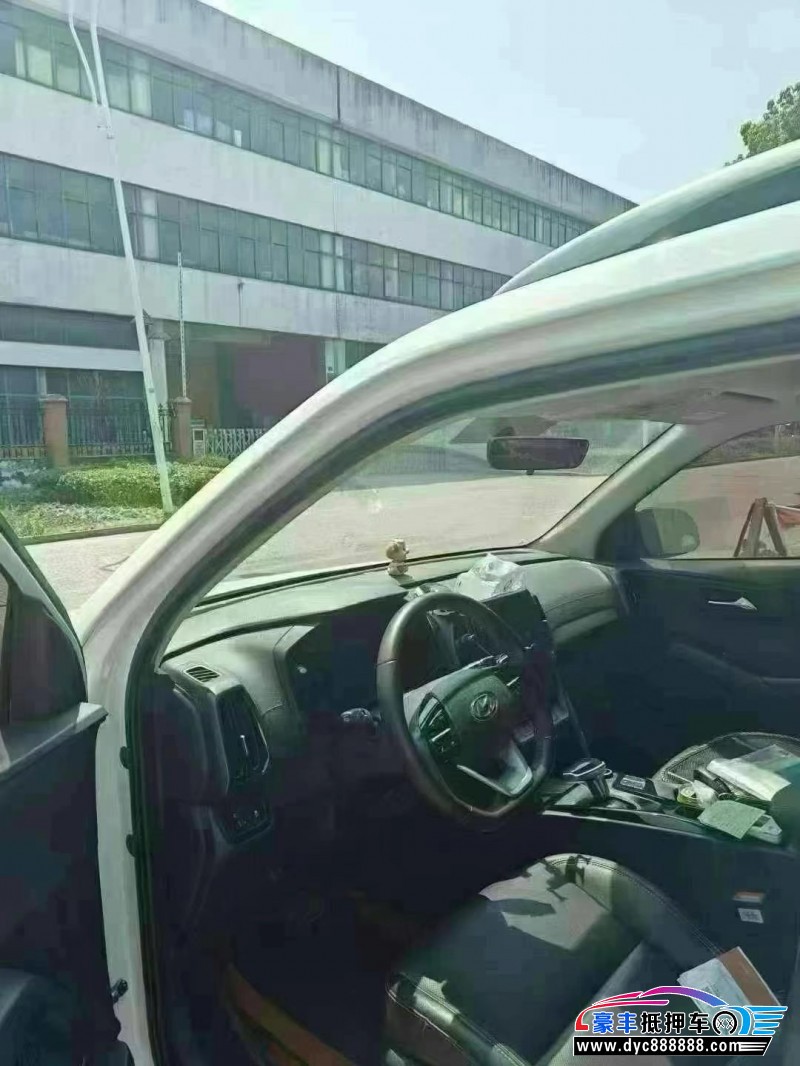 21年现代ix35轿车抵押车出售