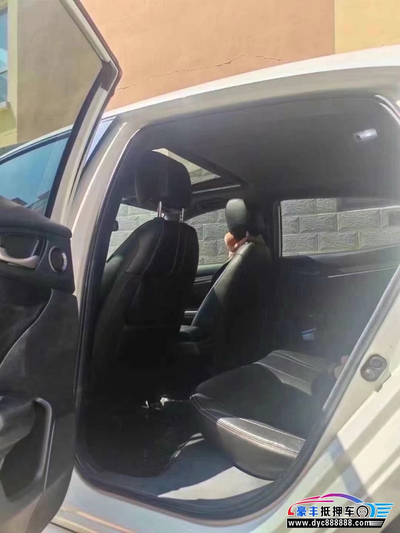 21年本田思域轿车抵押车出售