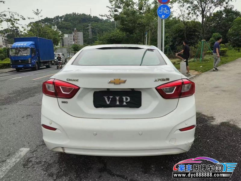 18年雪佛兰科鲁兹轿车抵押车出售