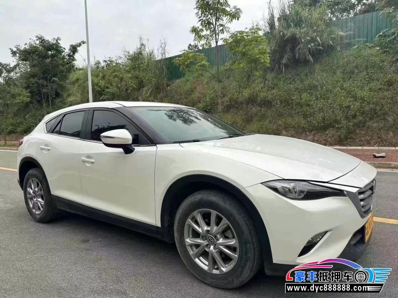 17年马自达CX-4轿车抵押车出售