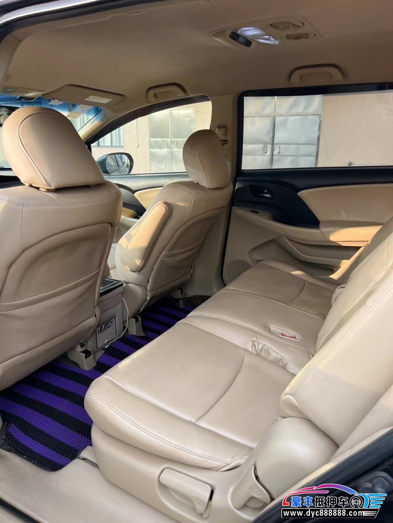 12年本田奥德赛轿车抵押车出售