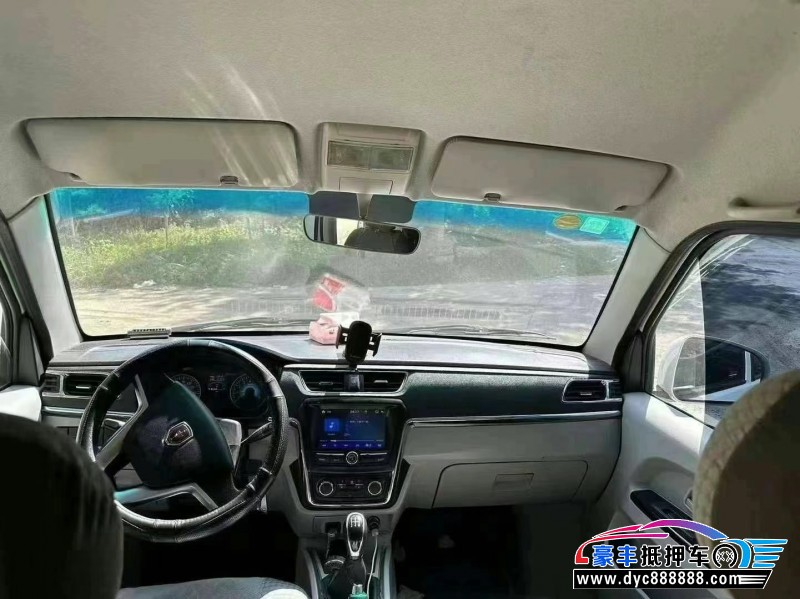 23年金杯海狮轿车抵押车出售