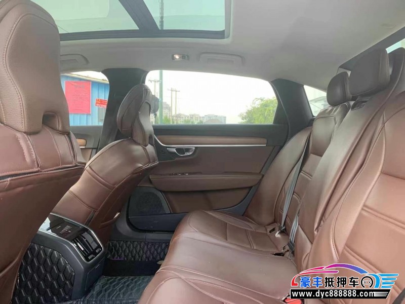 19年沃尔沃S90轿车抵押车出售