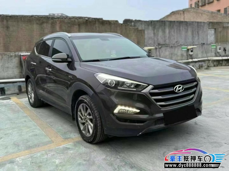 16年现代途胜轿车抵押车出售