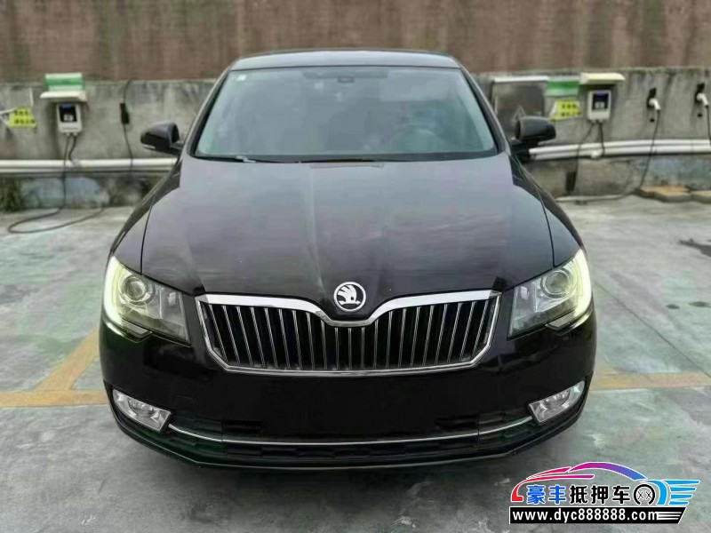 15年斯柯达速派轿车抵押车出售