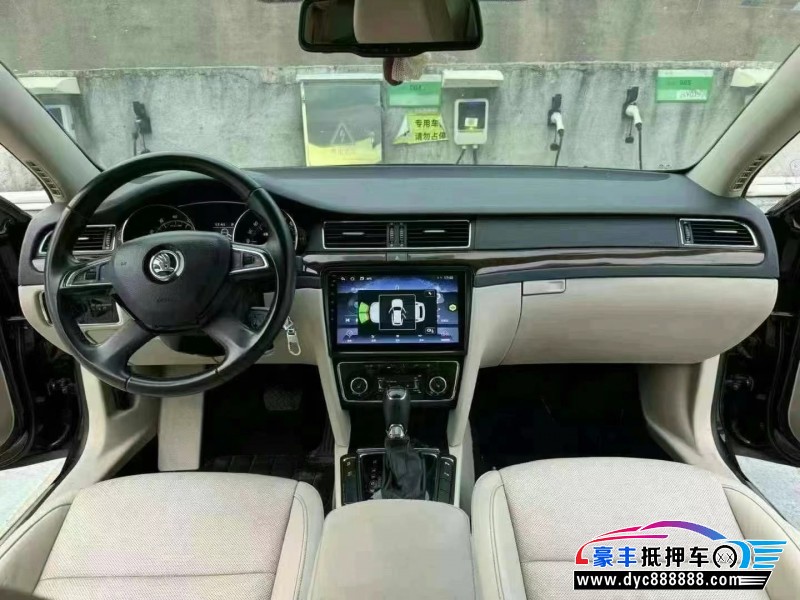 15年斯柯达速派轿车抵押车出售