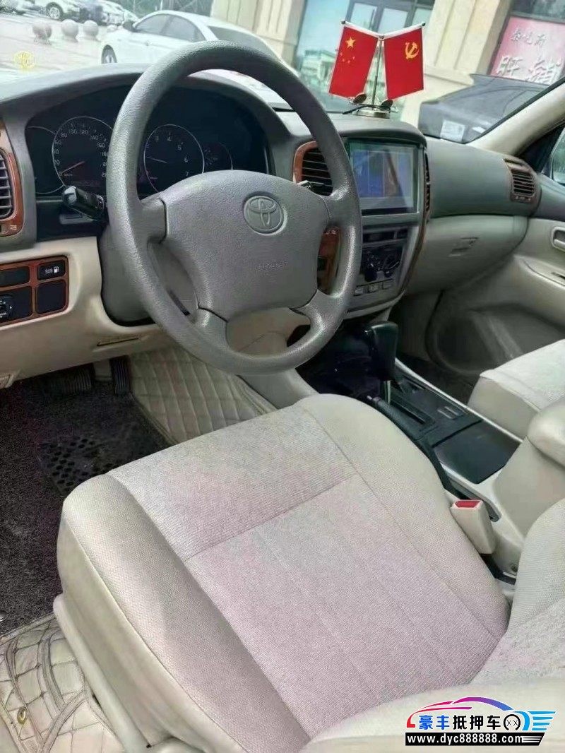 04年丰田兰德酷路泽（陆巡）轿车抵押车出售