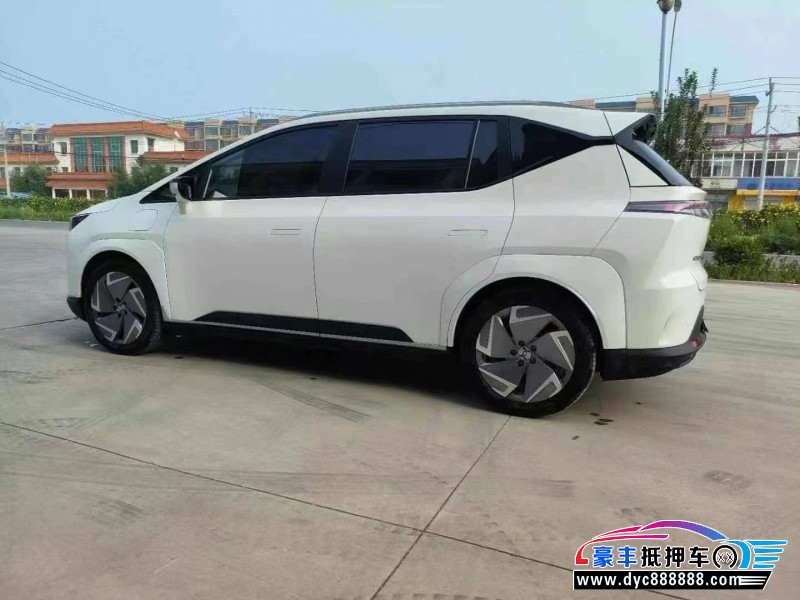 23年合创z03轿车抵押车出售