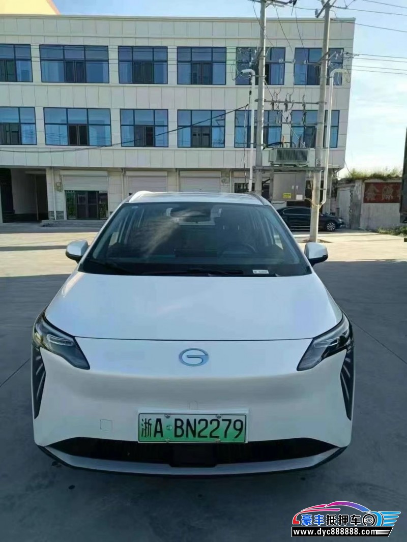 23年埃安Y70轿车抵押车出售