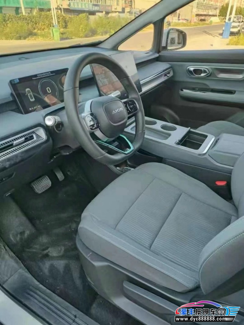 23年埃安Y70轿车抵押车出售