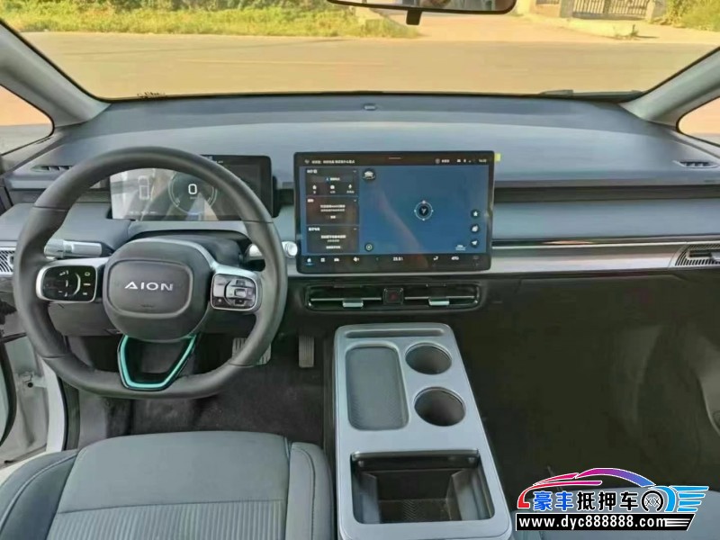 23年埃安Y70轿车抵押车出售