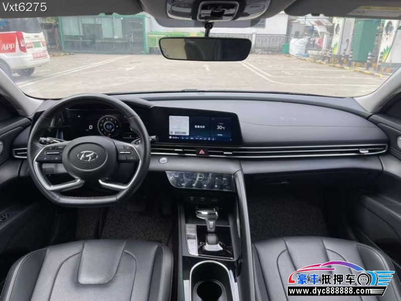 20年现代伊兰特轿车抵押车出售