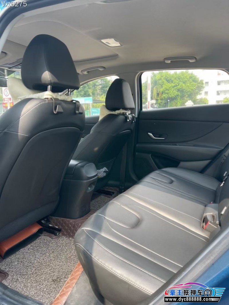 20年现代伊兰特轿车抵押车出售