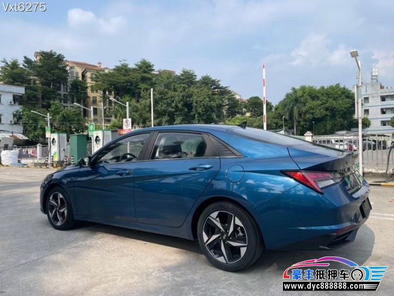 20年现代伊兰特轿车抵押车出售