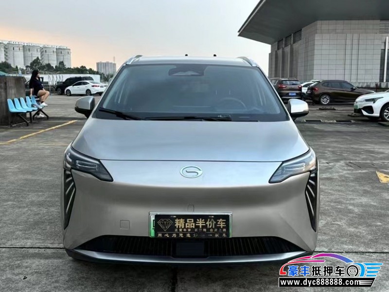 23年埃安Y70轿车抵押车出售