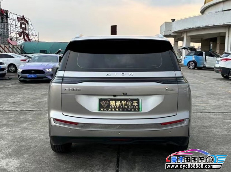 23年埃安Y70轿车抵押车出售