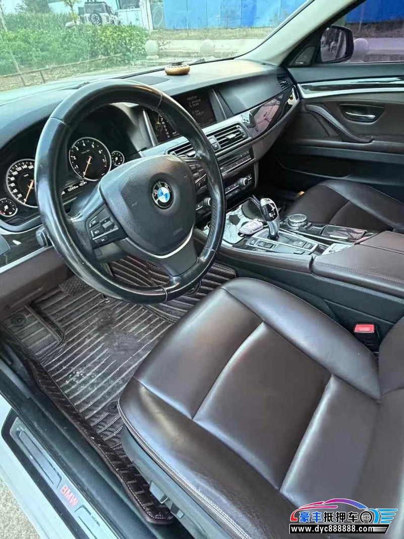 16年宝马5系轿车抵押车出售