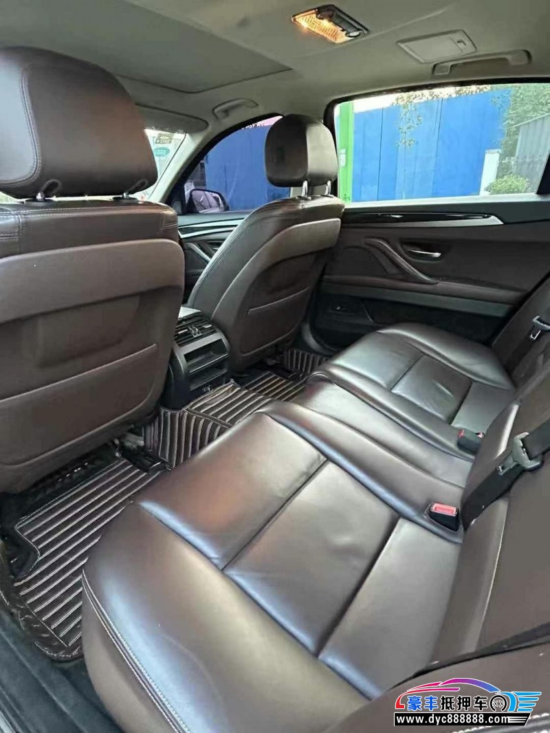 16年宝马5系轿车抵押车出售