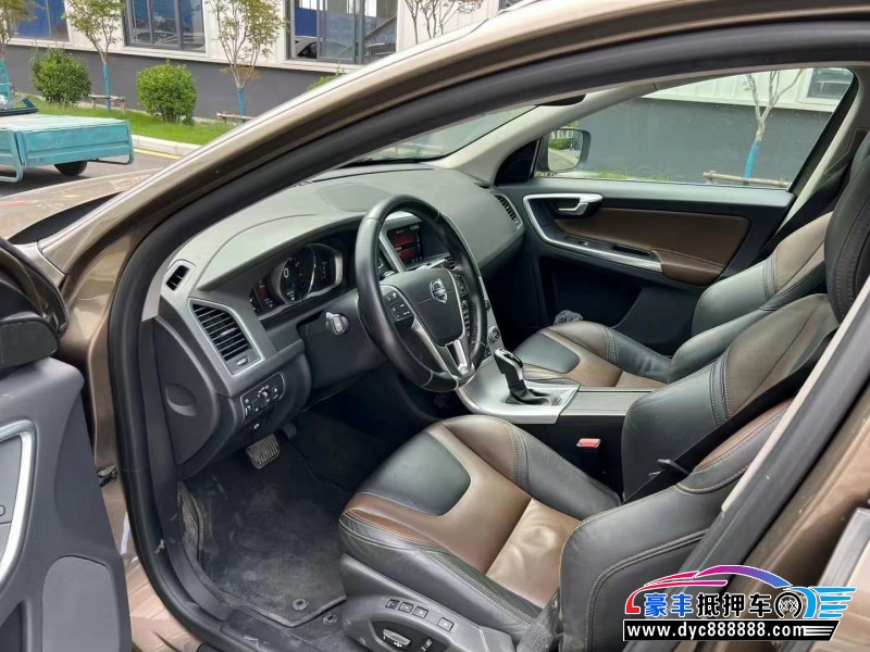18年沃尔沃XC60轿车抵押车出售