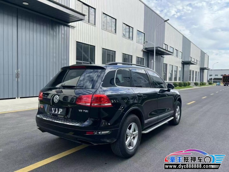 15年大众途锐轿车抵押车出售