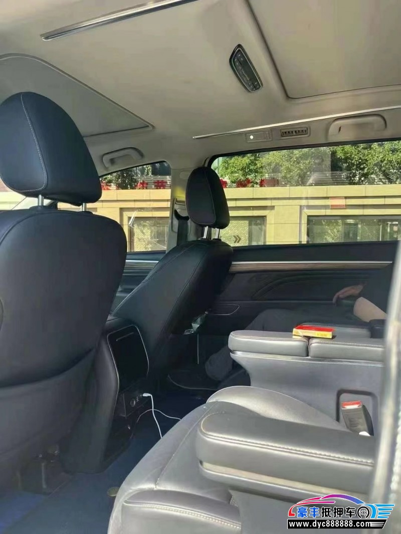 21年传祺M8轿车抵押车出售