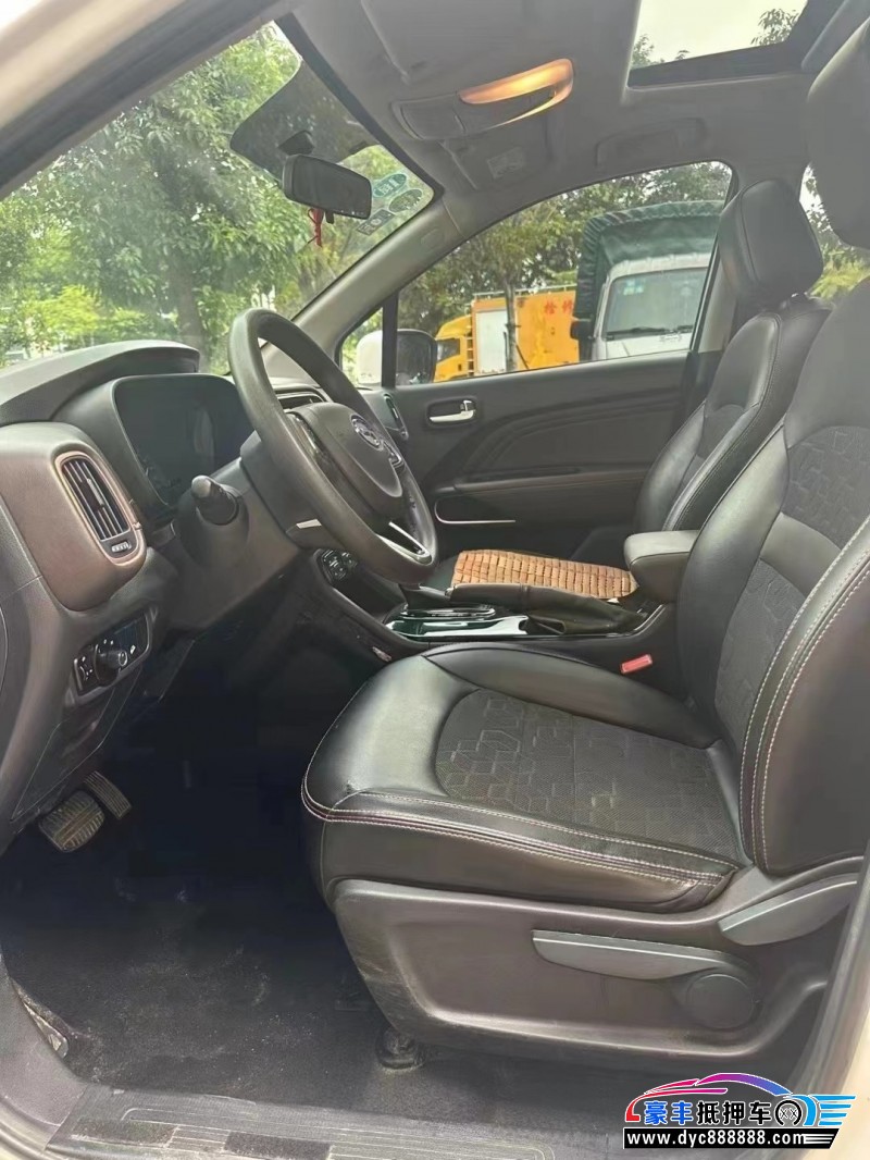 18年传祺gs3轿车抵押车出售