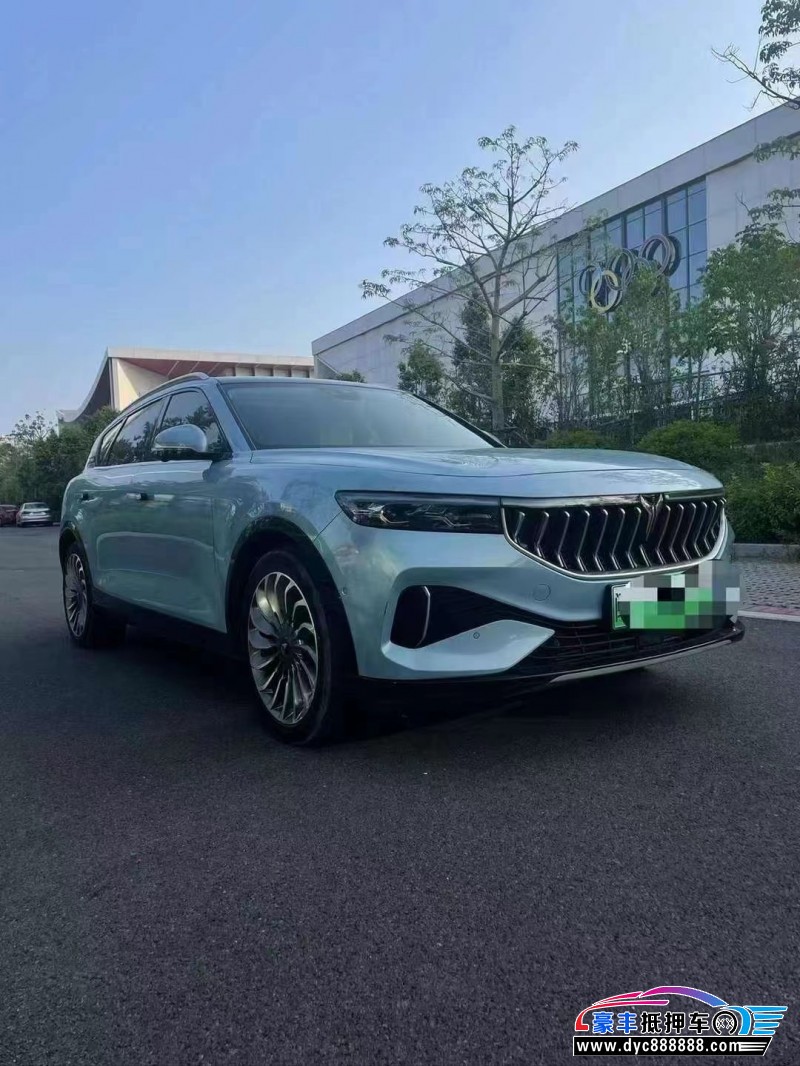 21年岚图FREE轿车抵押车出售