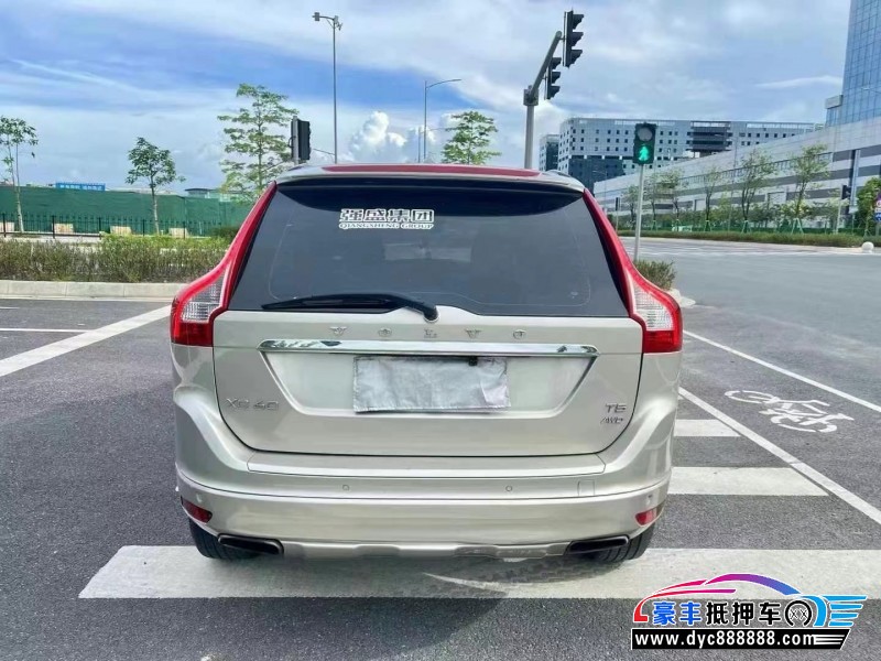 15年沃尔沃XC60轿车抵押车出售