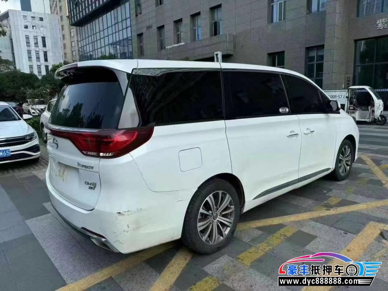 18年传祺M8轿车抵押车出售