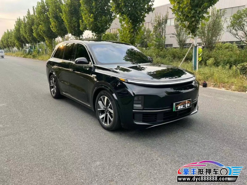 23年理想L8SUV抵押车出售