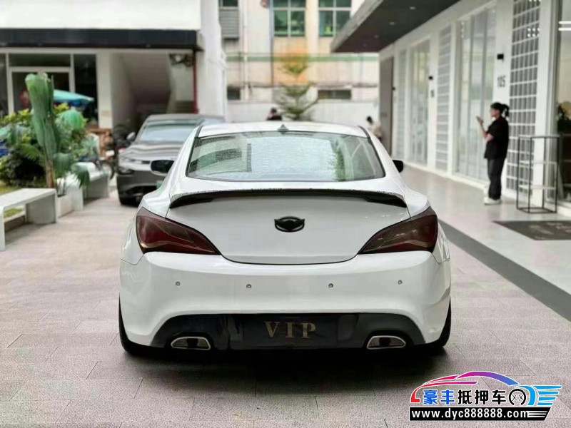 14年现代劳恩斯酷派轿车抵押车出售