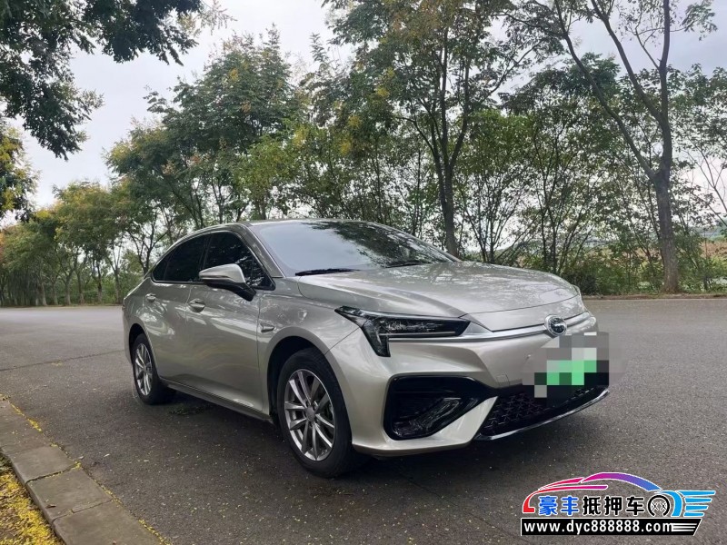 23年吉利几何轿车抵押车出售