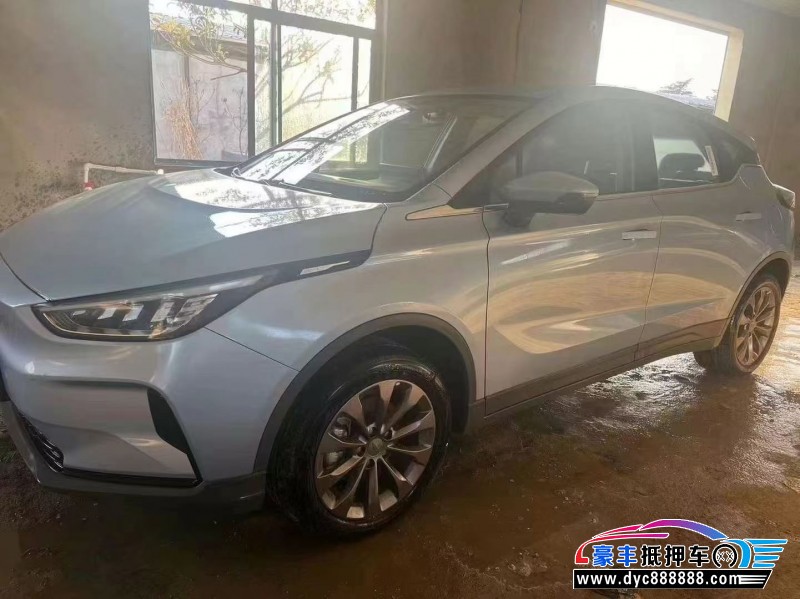 23年吉利几何轿车抵押车出售