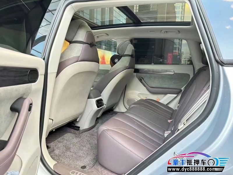 23年零跑C11轿车抵押车出售