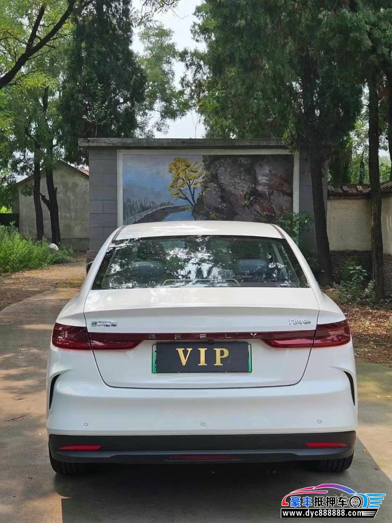 24年吉利几何轿车抵押车出售