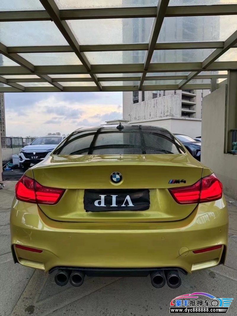 18年宝马M4轿车抵押车出售