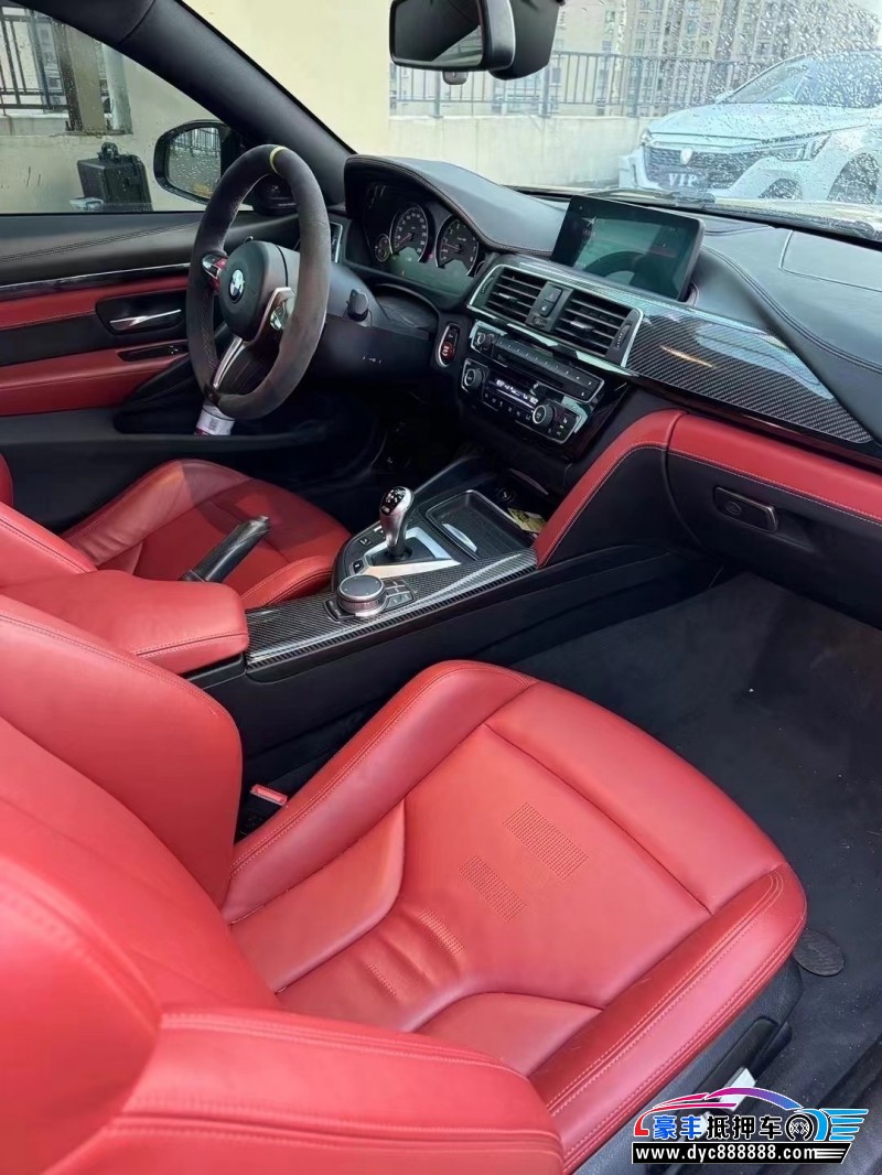 18年宝马M4轿车抵押车出售