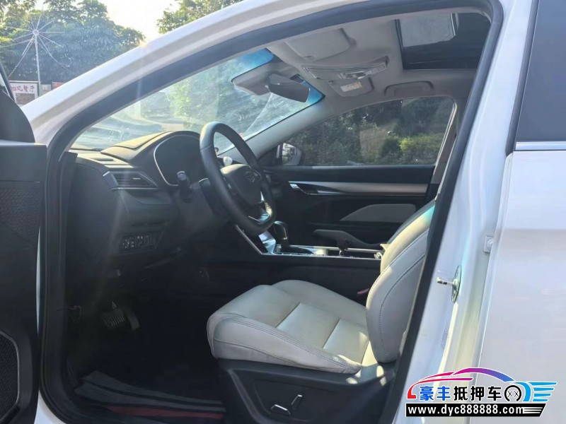 19年吉利缤瑞轿车抵押车出售