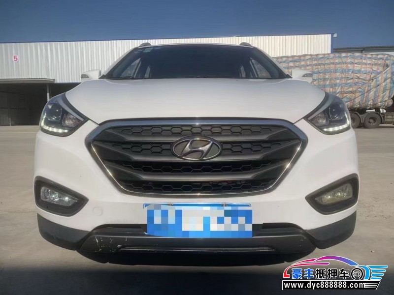 16年现代ix35轿车抵押车出售