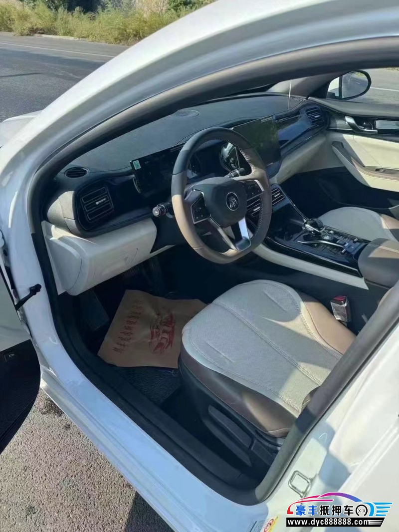 24年比亚迪秦轿车抵押车出售