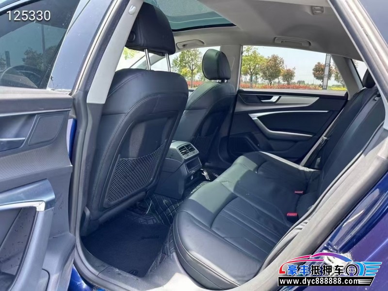 21年奥迪A7轿车抵押车出售