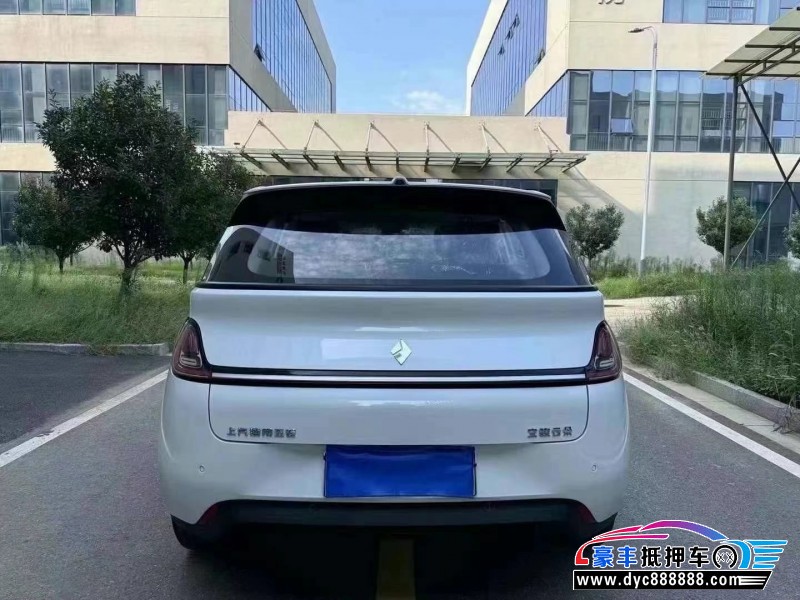 24年宝骏云朵轿车抵押车出售